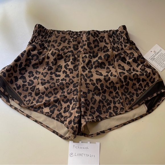 Lululemon Leopard Print Hotty Hot Shorts 2.5" - Picture 2 of 6